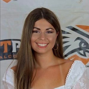 Meet your Posher, Ava